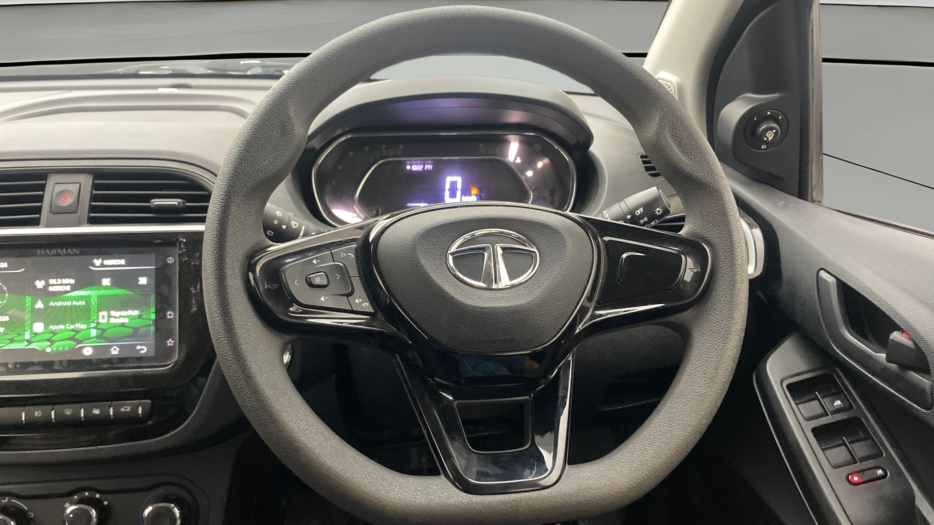 Used 2021 Tata Tiago NRG Used 2021 Tata Tiago NRG