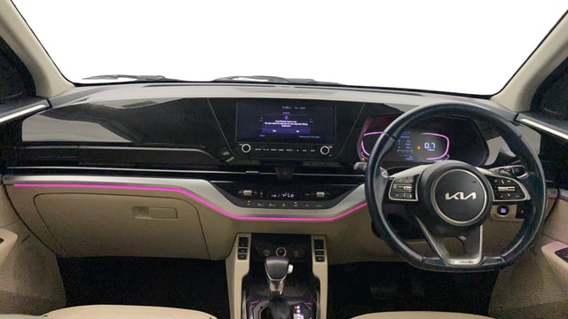 View Kia Carens Image 32 Used Kia Carens Image 32