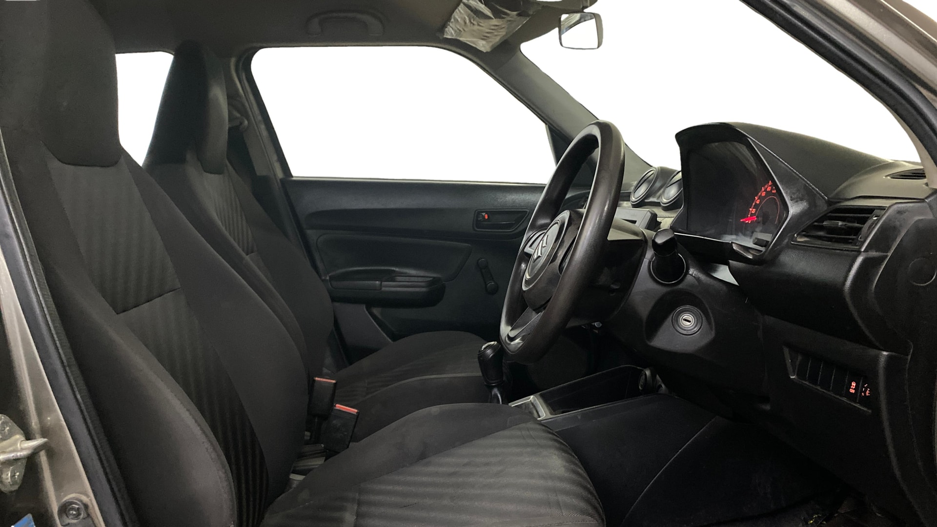 View 2023 Maruti Suzuki 1000 Base Variant Image 25 Used 2023 Maruti Suzuki 1000 Base Variant Image 25