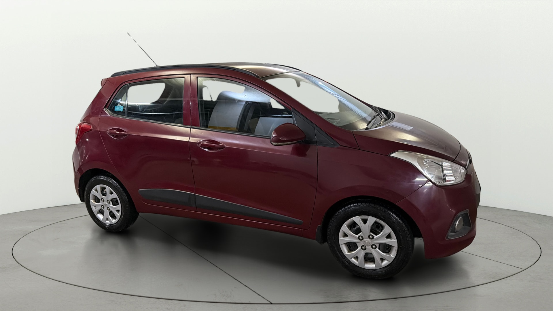 View 2016 Hyundai Grand i10 Sportz 1.2 Kappa Image 21 Used 2016 Hyundai Grand i10 Sportz 1.2 Kappa Image 21
