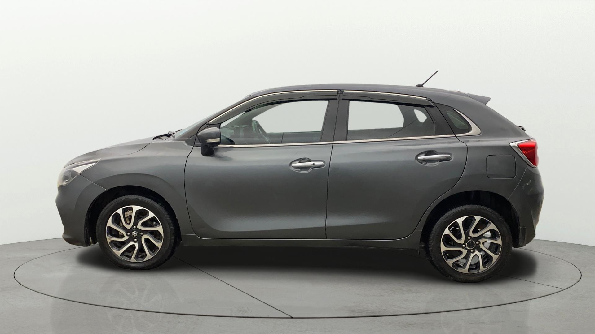 View 2022 Maruti Suzuki 1000 Base Variant Image 6 Used 2022 Maruti Suzuki 1000 Base Variant Image 6