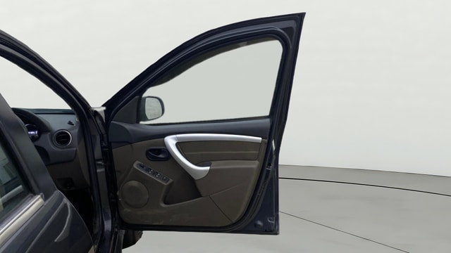 View Renault Duster Image 44 Used Renault Duster Image 44