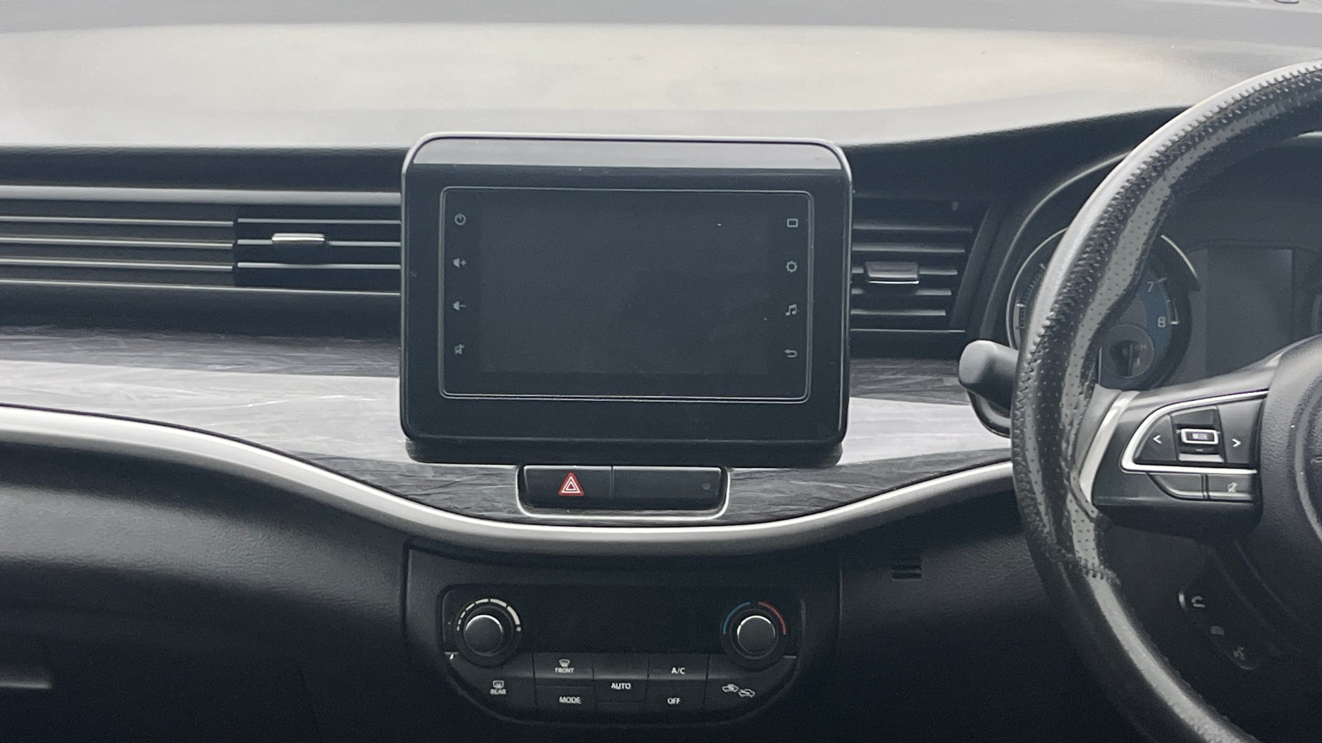 View 2022 Maruti Suzuki 1000 Base Variant Image 34 Used 2022 Maruti Suzuki 1000 Base Variant Image 34