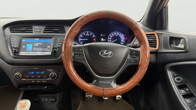View Hyundai i20 Active Image 20 Used Hyundai i20 Active Image 20