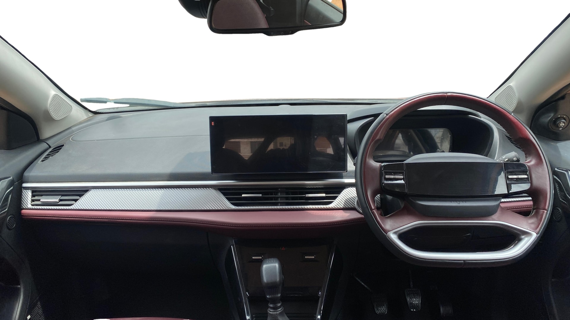 View 2025 Tata Curvv Accomplished Plus A GDi Petrol DCA Dark Edition Image 30 Used 2025 Tata Curvv Accomplished Plus A GDi Petrol DCA Dark Edition Image 30