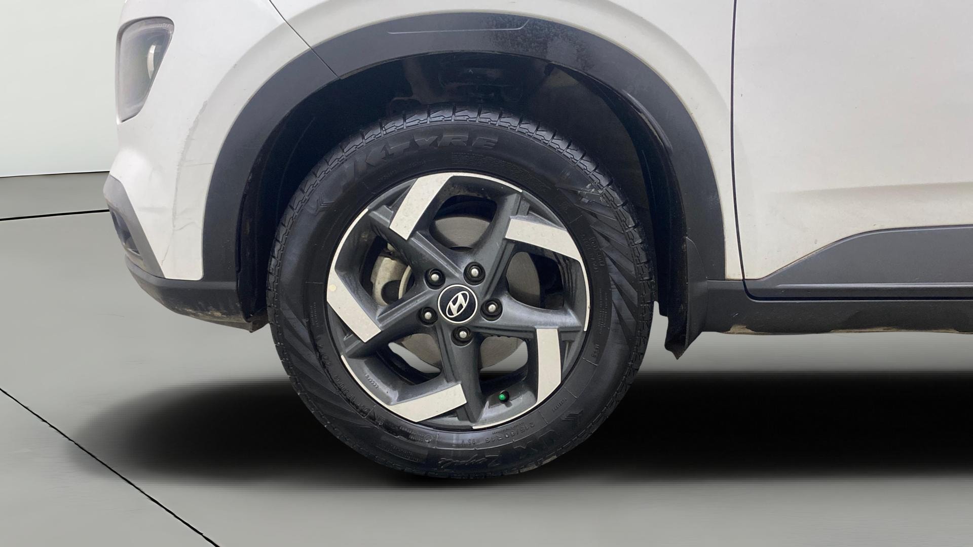 View 2019 Hyundai Venue E 1.2 Petrol BS IV Image 30 Used 2019 Hyundai Venue E 1.2 Petrol BS IV Image 30
