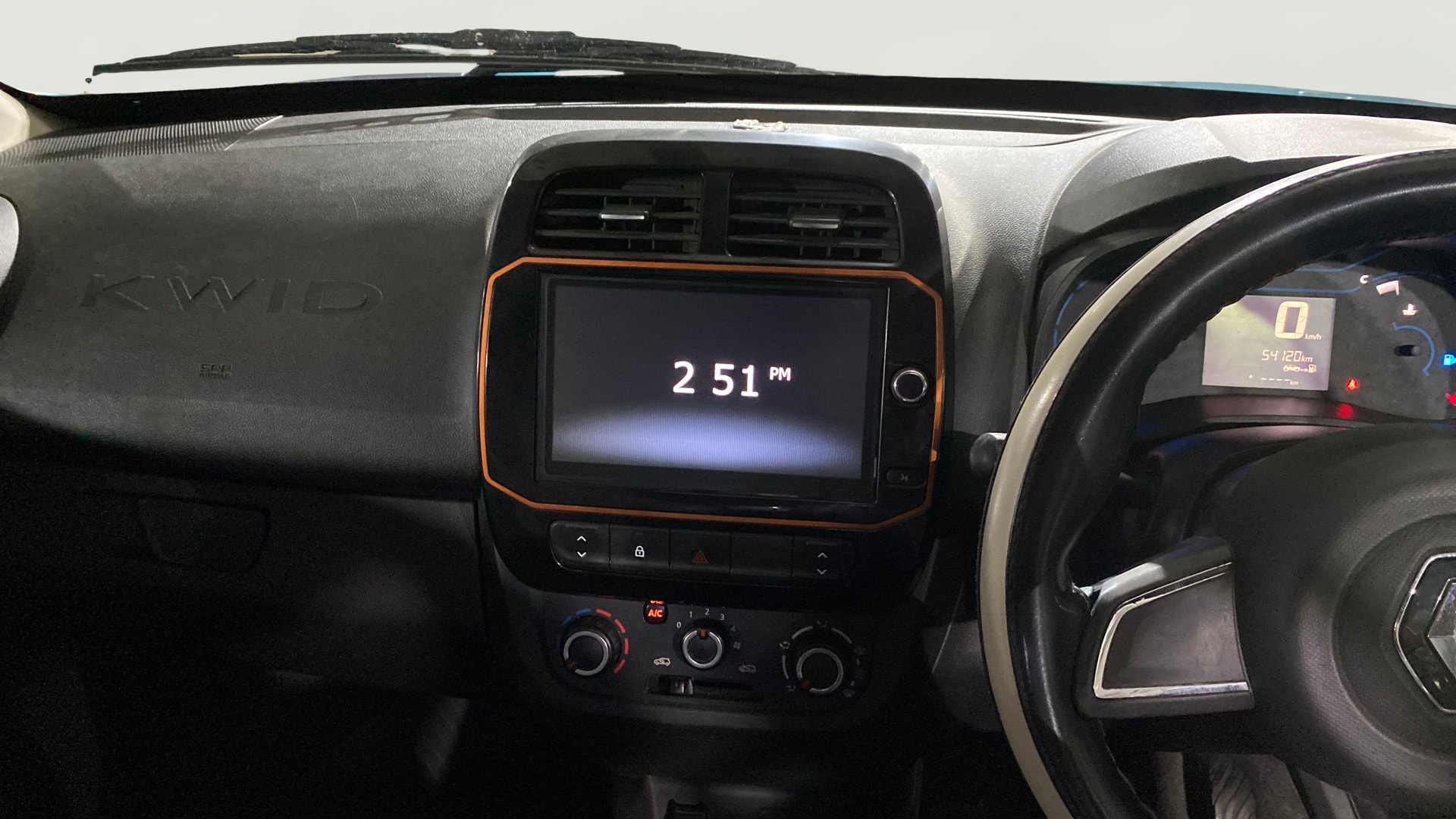 View 2021 Renault Kwid Climber (O) Image 17 Used 2021 Renault Kwid Climber (O) Image 17