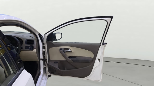 View Skoda Rapid Image 49 Used Skoda Rapid Image 49