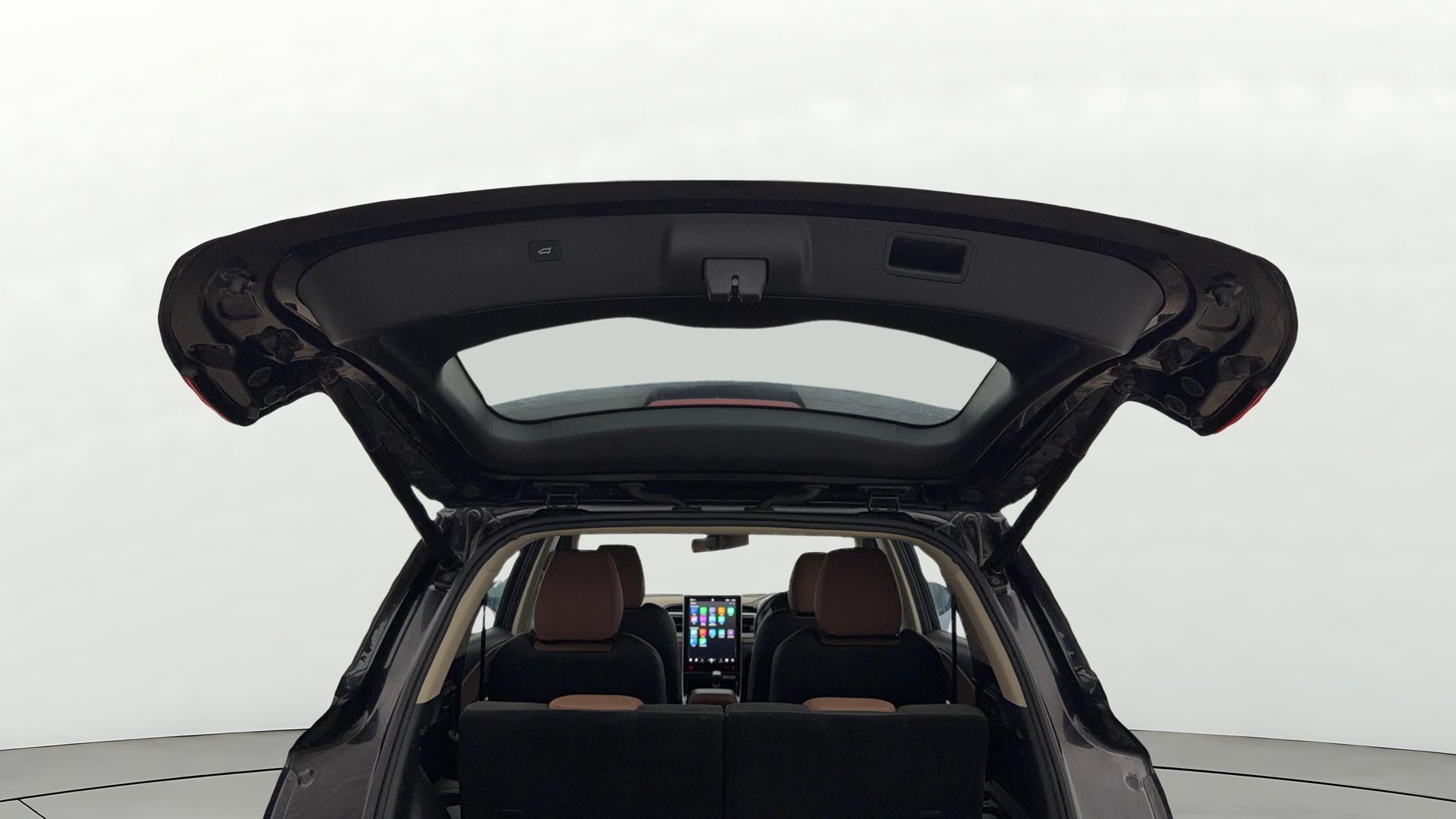 View 2023 MG Hector Plus Sharp Pro 6 Seater Diesel Image 33 Used 2023 MG Hector Plus Sharp Pro 6 Seater Diesel Image 33