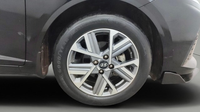 View Hyundai Verna Image 43 Used Hyundai Verna Image 43