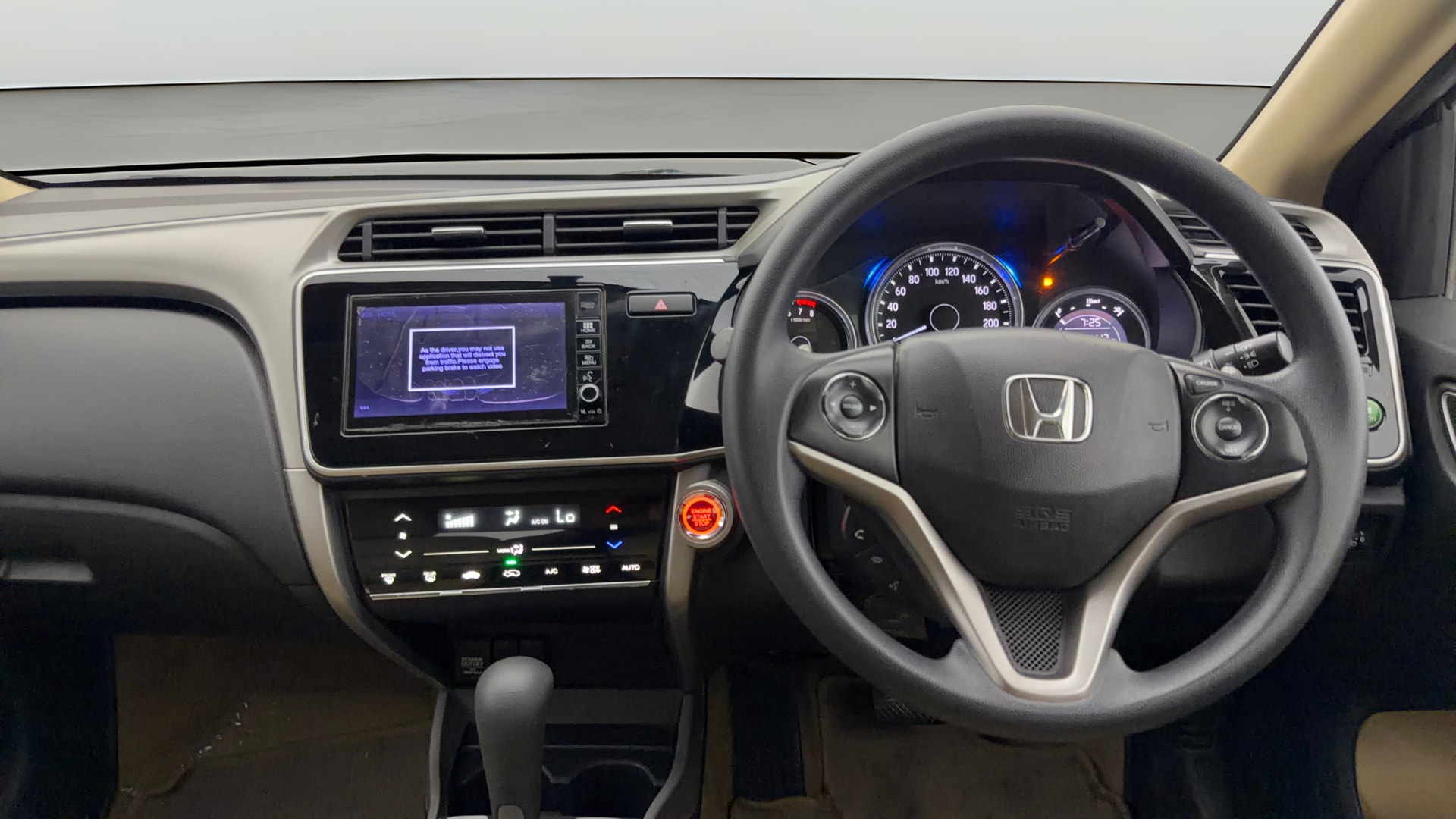 View 2018 Honda City ZX MT Diesel Anniversary Edition Image 13 Used 2018 Honda City ZX MT Diesel Anniversary Edition Image 13