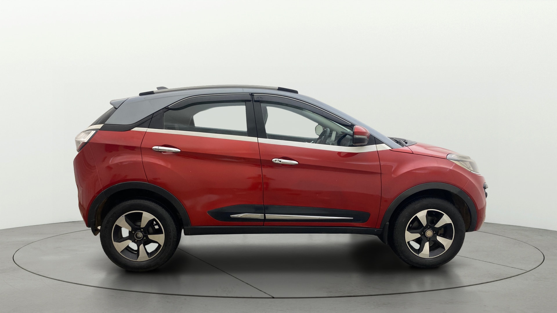 Used 2018 Tata Nexon Used 2018 Tata Nexon