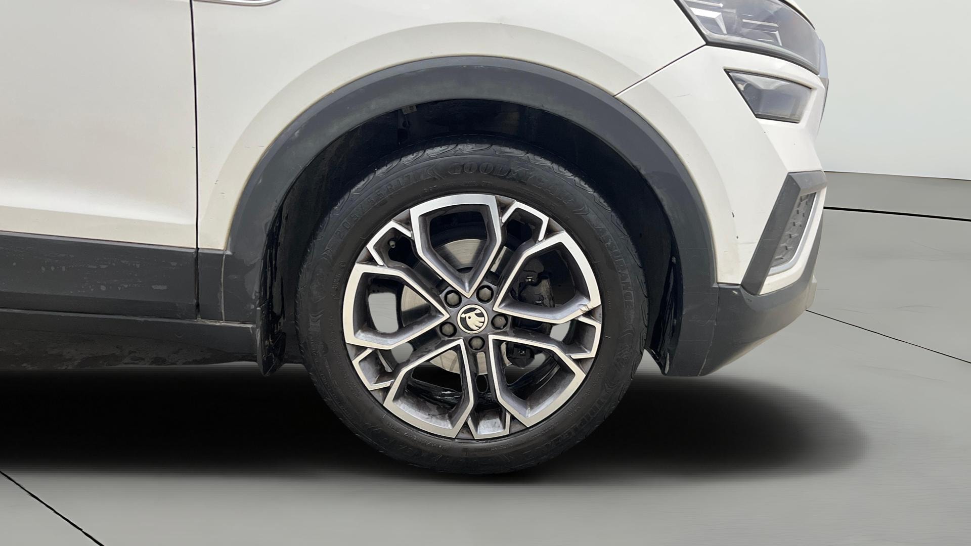 View 2021 Skoda Kushaq Style 1.0 TSI MT Image 45 Used 2021 Skoda Kushaq Style 1.0 TSI MT Image 45
