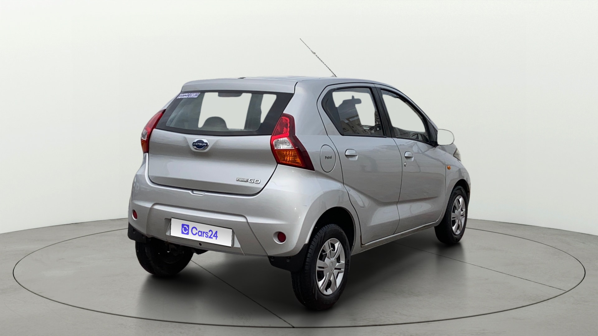 View 2017 Datsun Redi GO S-1.0L BS IV Image 42 Used 2017 Datsun Redi GO S-1.0L BS IV Image 42