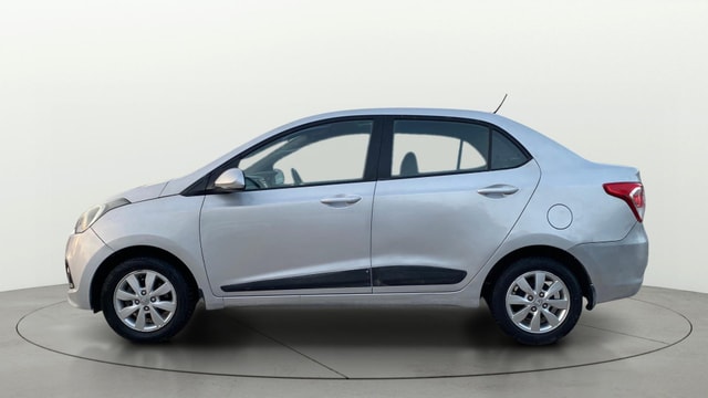 View Hyundai Xcent Image 24 Used Hyundai Xcent Image 24