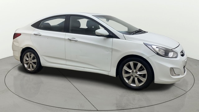 View Hyundai Fluidic Verna Image 21 Used Hyundai Fluidic Verna Image 21