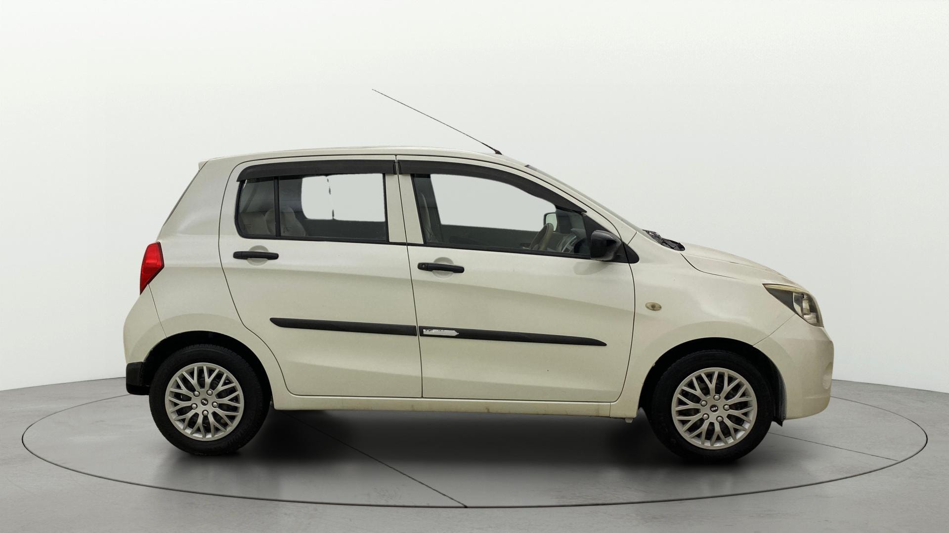 View 2014 Maruti Suzuki 1000 Base Variant Image 8 Used 2014 Maruti Suzuki 1000 Base Variant Image 8