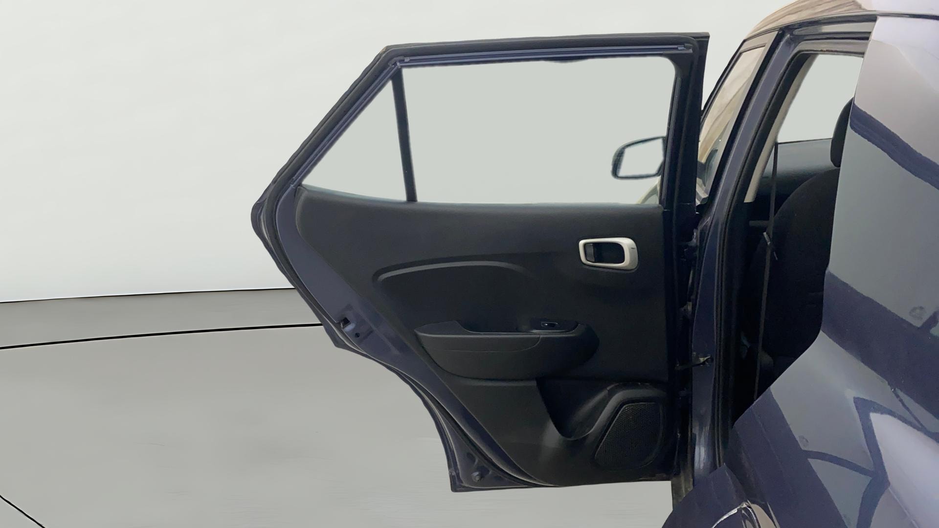 View 2019 Hyundai Venue SX Plus 1.0 Petrol AT Image 15 Used 2019 Hyundai Venue SX Plus 1.0 Petrol AT Image 15