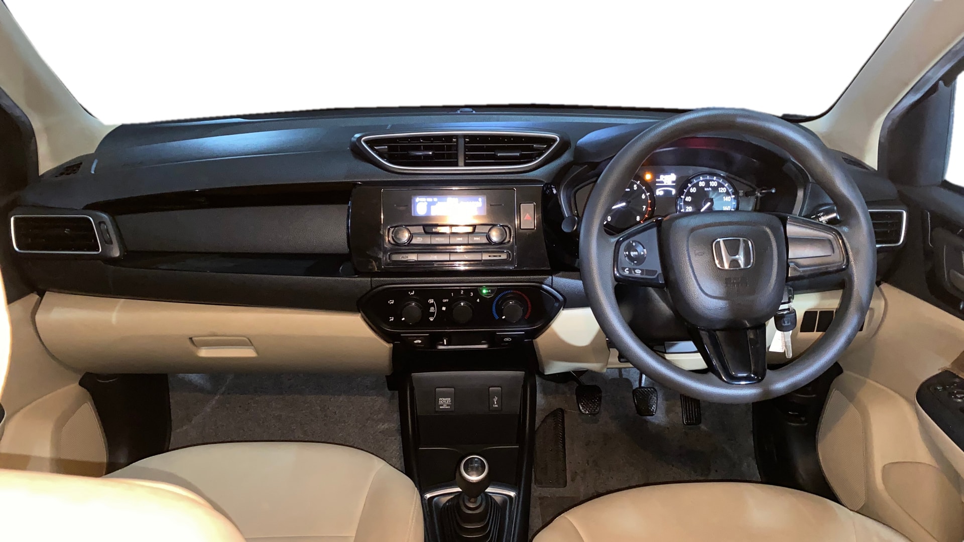 View 2018 Honda Amaze E MT Petrol BS IV Image 15 Used 2018 Honda Amaze E MT Petrol BS IV Image 15