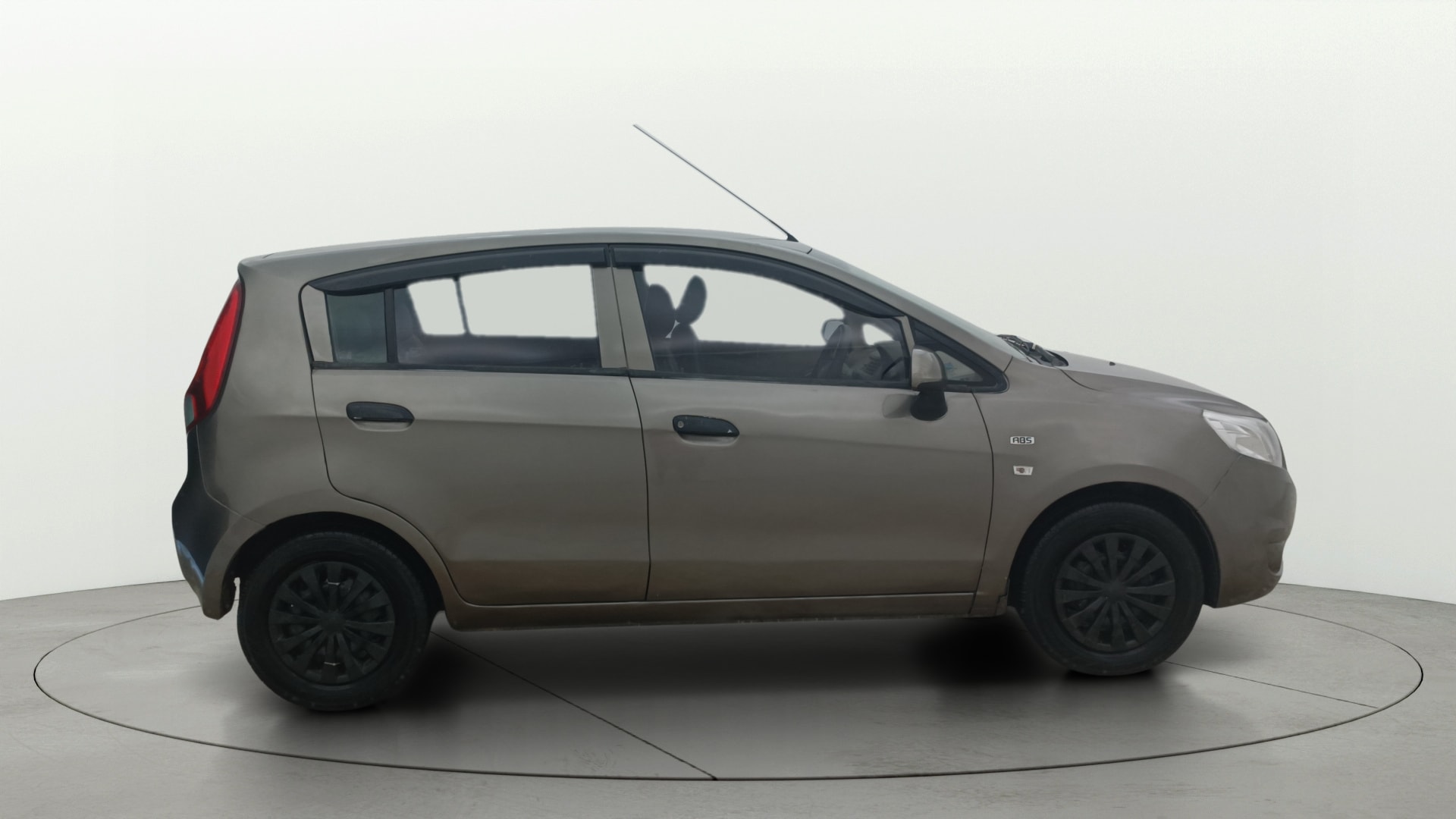 View 2013 Chevrolet Sail UVA 1.2 Base Image 8 Used 2013 Chevrolet Sail UVA 1.2 Base Image 8