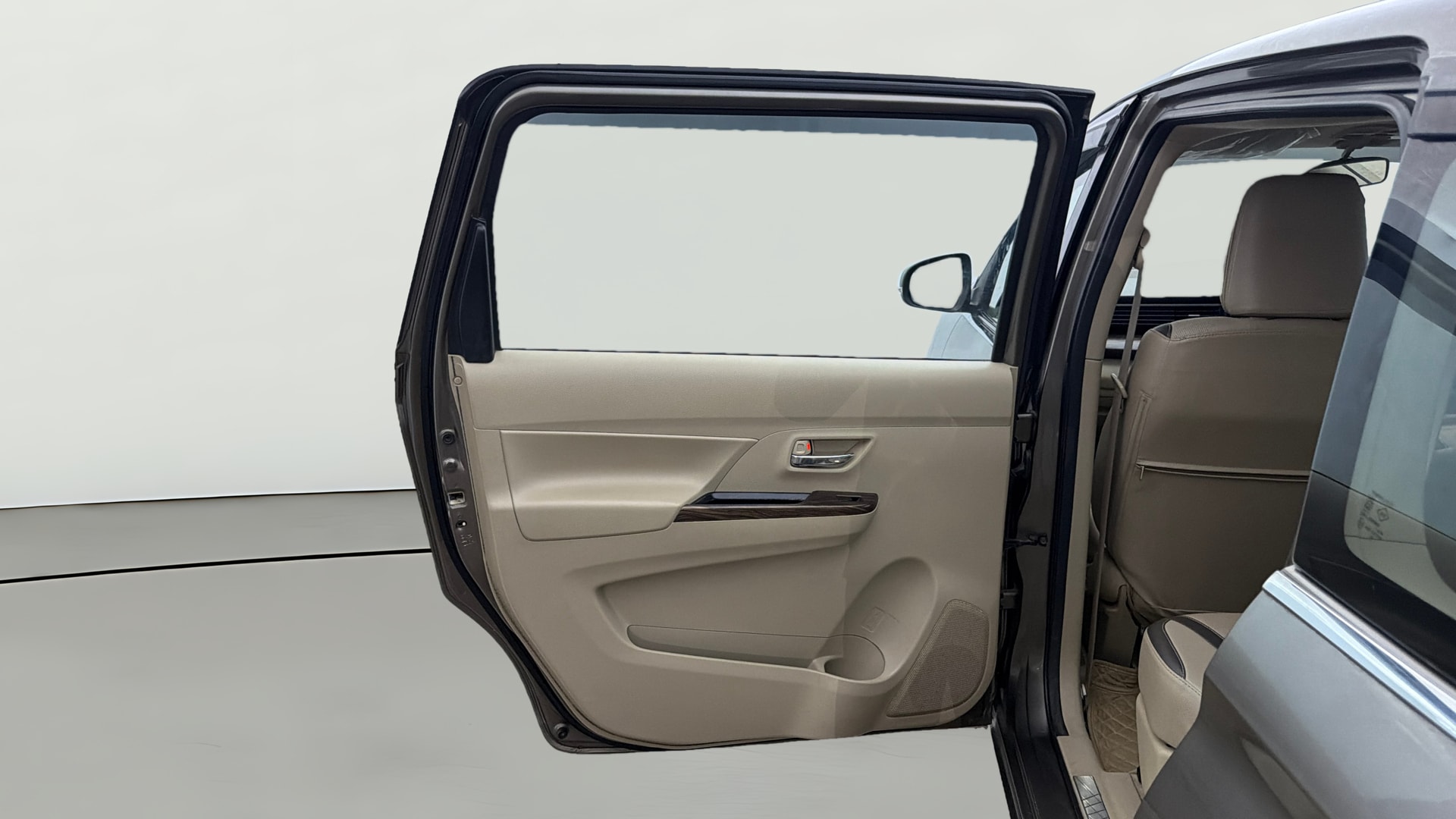 View 2022 Maruti Suzuki 1000 Base Variant Image 23 Used 2022 Maruti Suzuki 1000 Base Variant Image 23