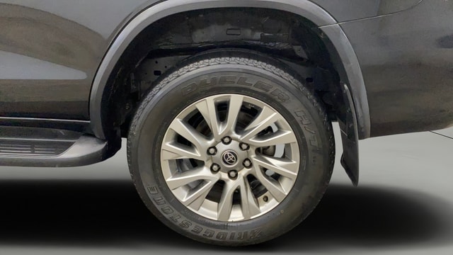 View Toyota Fortuner Image 8 Used Toyota Fortuner Image 8