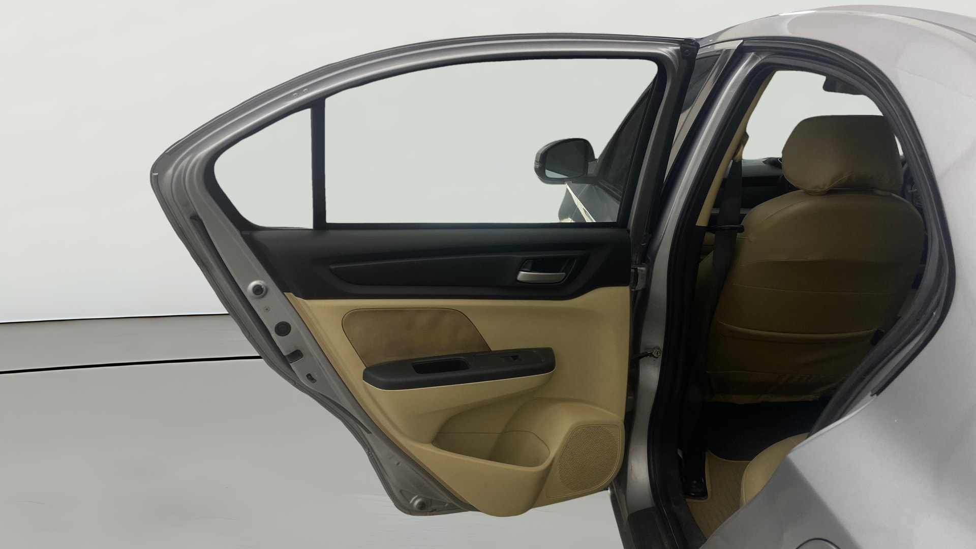 View 2019 Honda Amaze E MT Petrol BS IV Image 22 Used 2019 Honda Amaze E MT Petrol BS IV Image 22