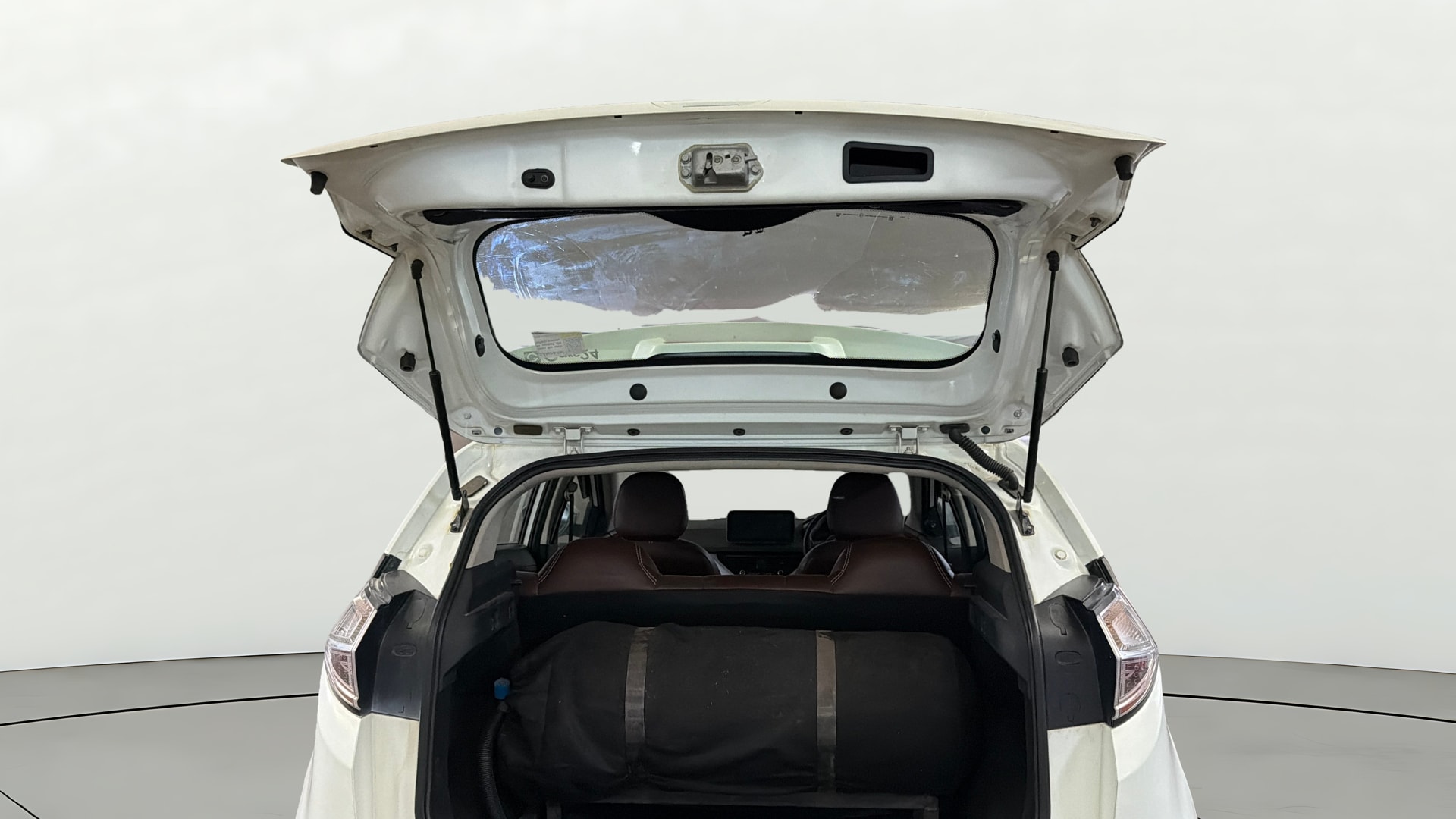 View 2018 Tata Nexon Revotron XM Image 16 Used 2018 Tata Nexon Revotron XM Image 16