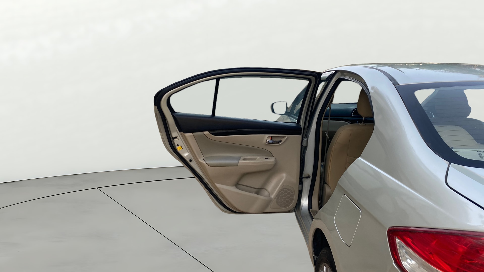 View 2018 Maruti Suzuki 1000 Base Variant Image 23 Used 2018 Maruti Suzuki 1000 Base Variant Image 23