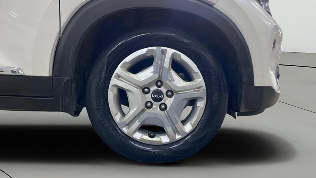 View Kia Sonet Image 42 Used Kia Sonet Image 42