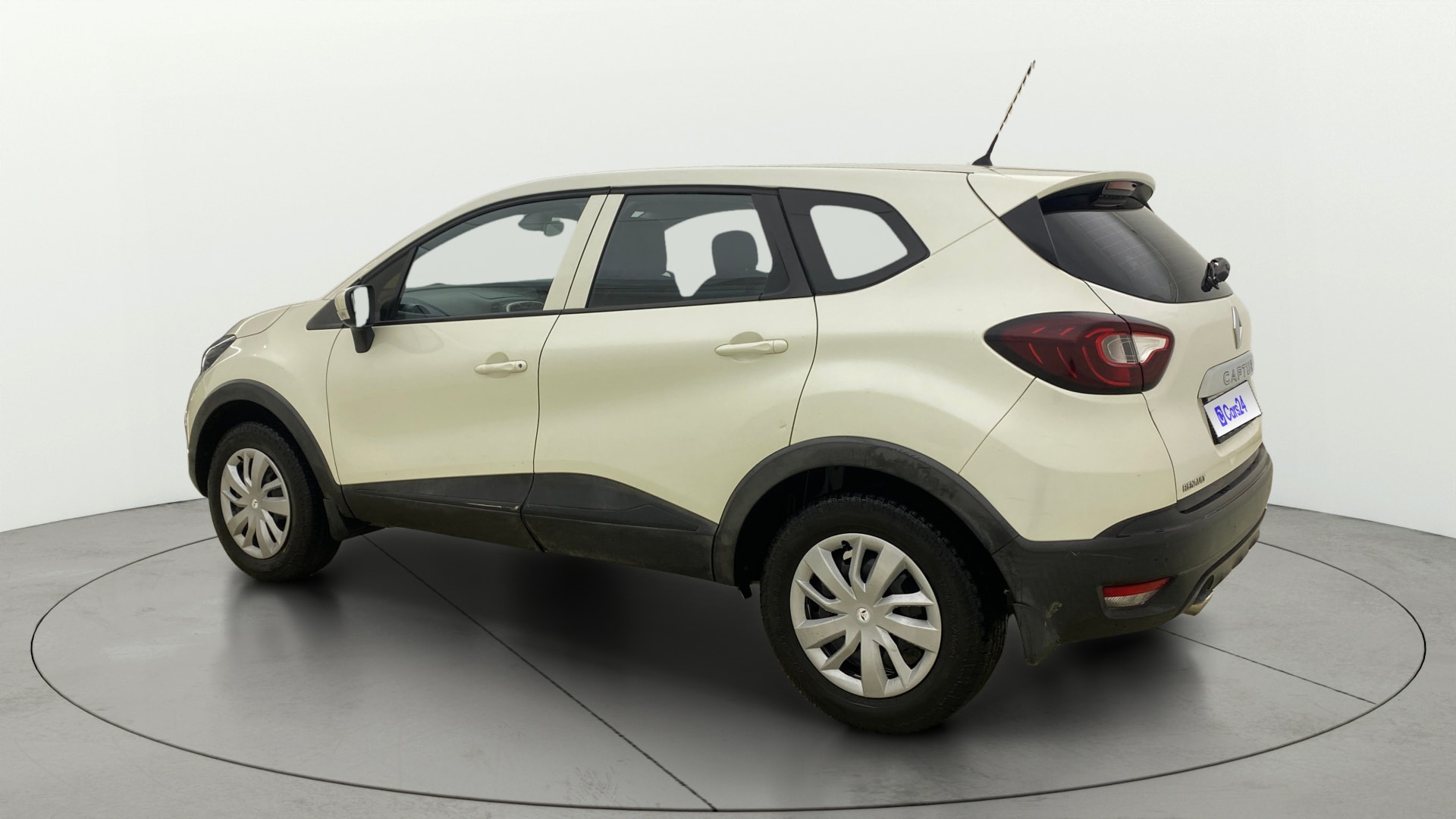 View 2019 Renault Captur RXE Petrol Image 2 Used 2019 Renault Captur RXE Petrol Image 2