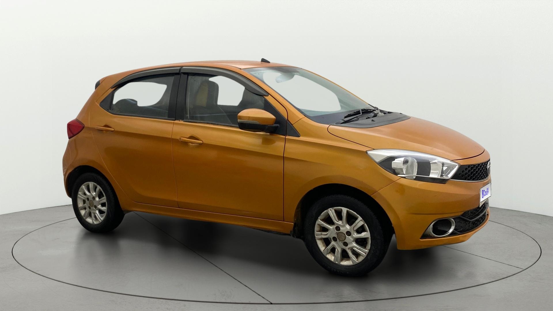 View 2016 Tata Tiago Revotorq XB Image 21 Used 2016 Tata Tiago Revotorq XB Image 21