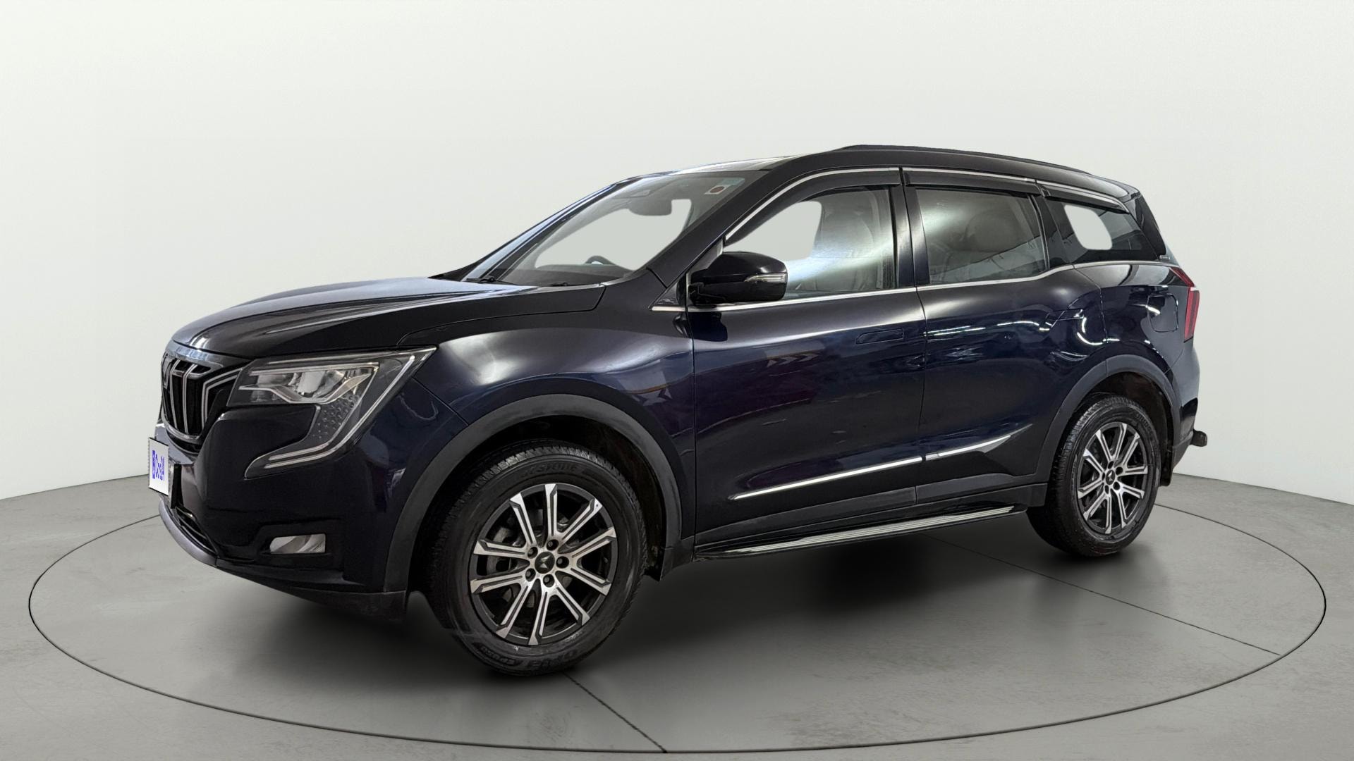 View 2025 Mahindra XUV700 MX Petrol 5 STR Image 23 Used 2025 Mahindra XUV700 MX Petrol 5 STR Image 23