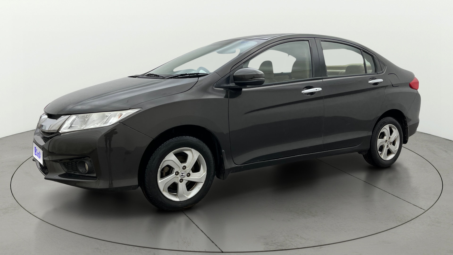 View 2015 Honda City ZX MT Diesel Anniversary Edition Image 38 Used 2015 Honda City ZX MT Diesel Anniversary Edition Image 38