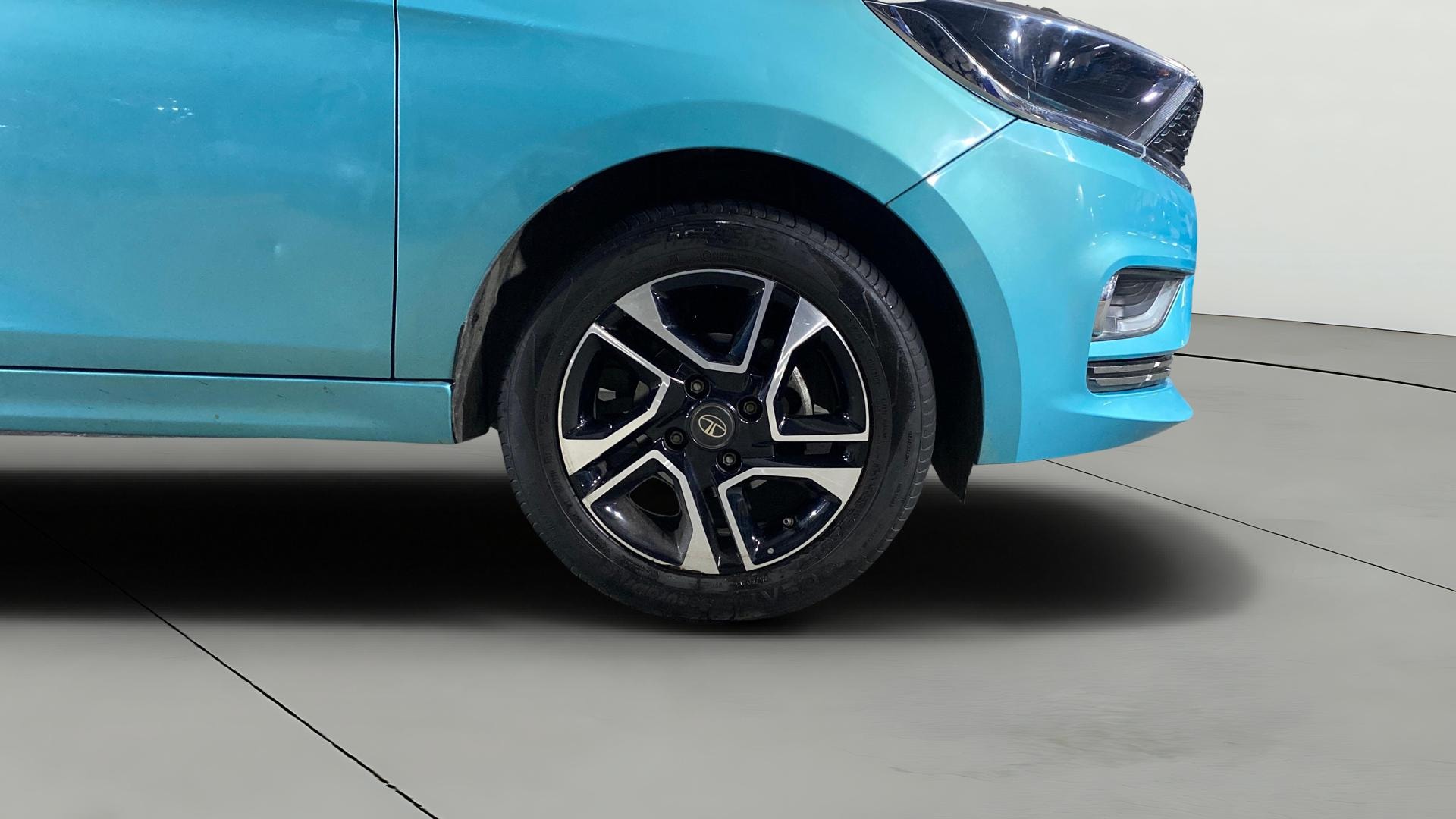 View 2025 Tata Tiago Revotorq XB Image 41 Used 2025 Tata Tiago Revotorq XB Image 41