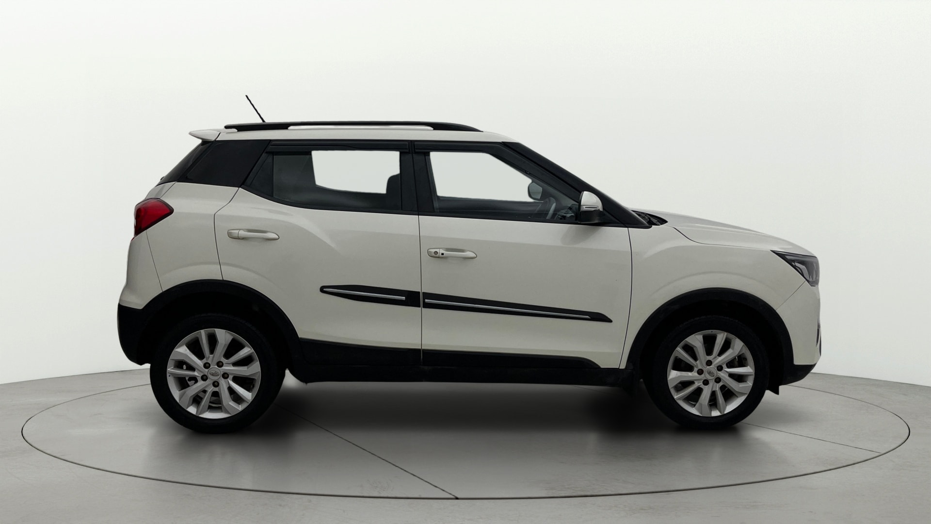 Used 2021 Mahindra XUV300 Used 2021 Mahindra XUV300