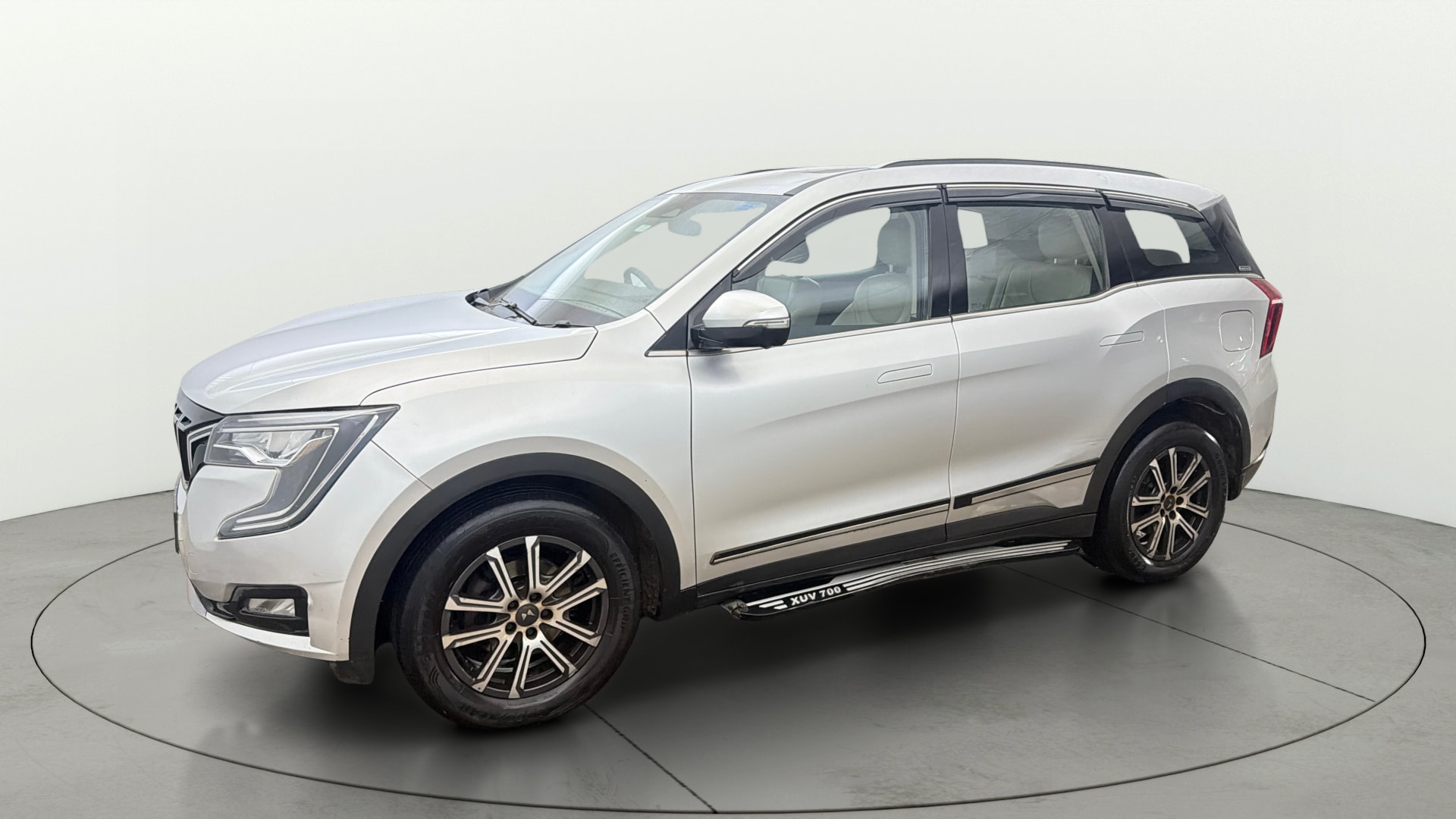 Used 2022 Mahindra XUV700 Used 2022 Mahindra XUV700