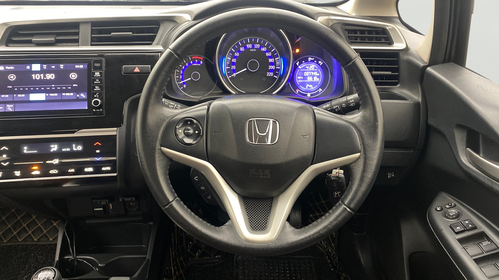 View 2019 Honda WR-V S MT Diesel Edge Edition Image 20 Used 2019 Honda WR-V S MT Diesel Edge Edition Image 20