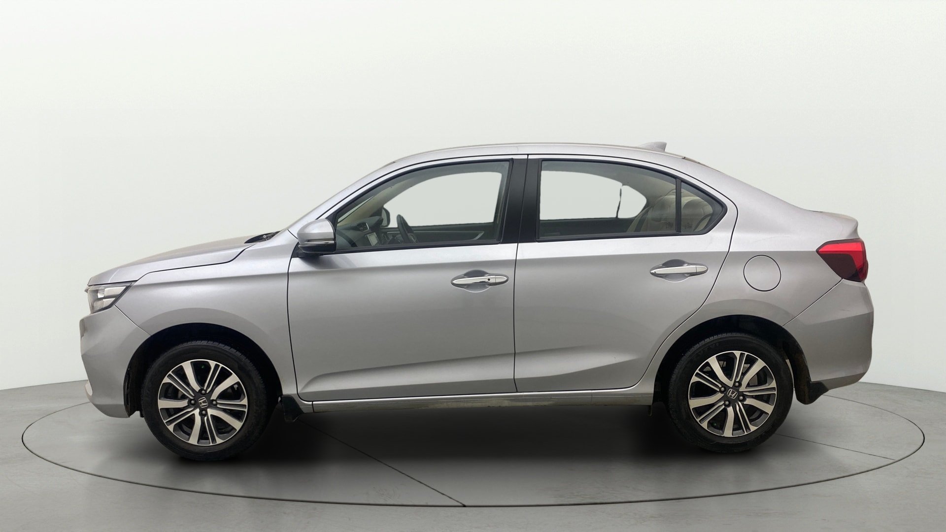 View 2023 Honda Amaze E MT Petrol BS IV Image 6 Used 2023 Honda Amaze E MT Petrol BS IV Image 6