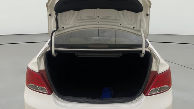 View Hyundai Verna Image 36 Used Hyundai Verna Image 36
