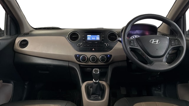 View Hyundai Grand i10 Image 15 Used Hyundai Grand i10 Image 15