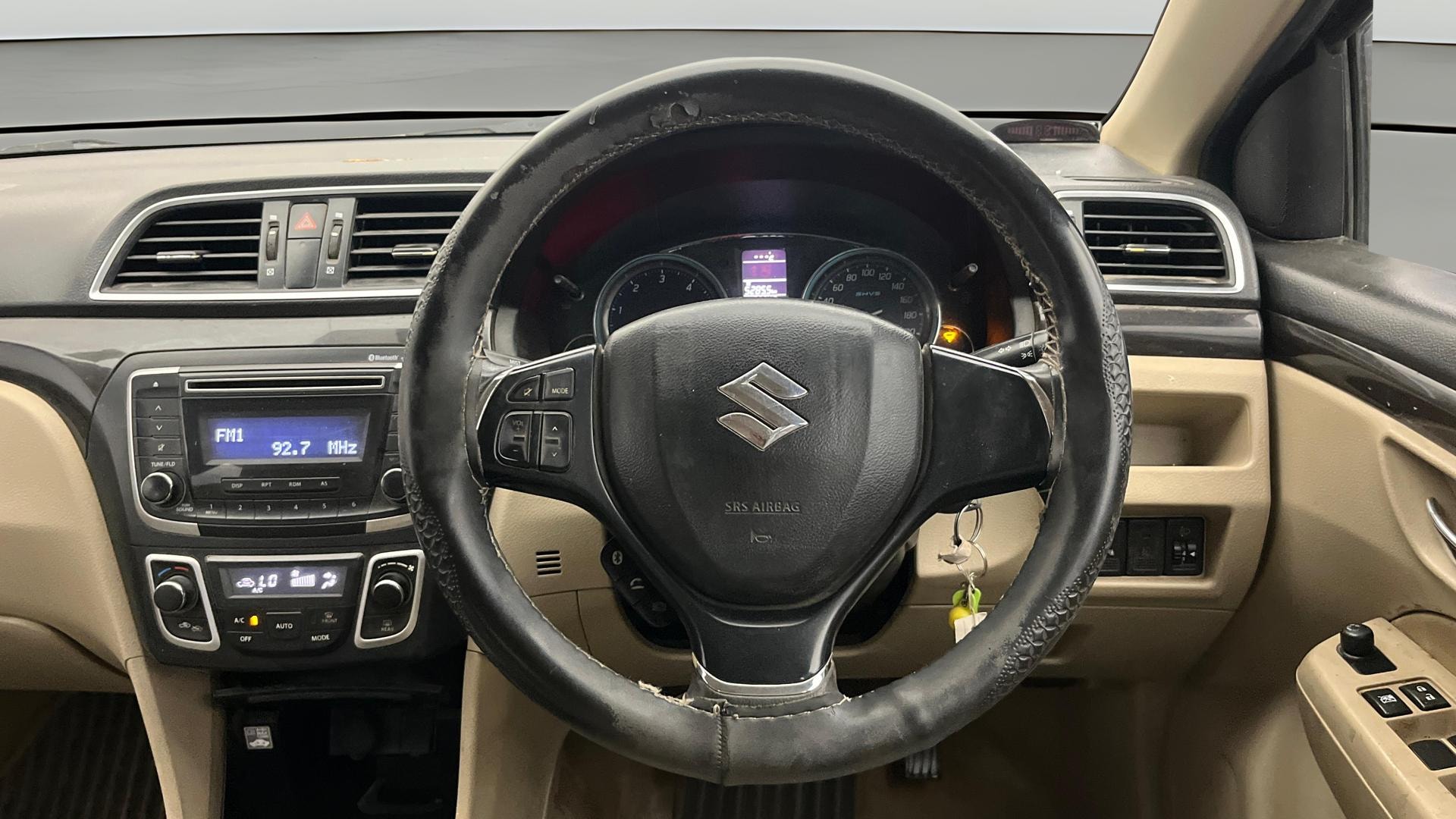 View 2016 Maruti Suzuki 1000 Base Variant Image 20 Used 2016 Maruti Suzuki 1000 Base Variant Image 20