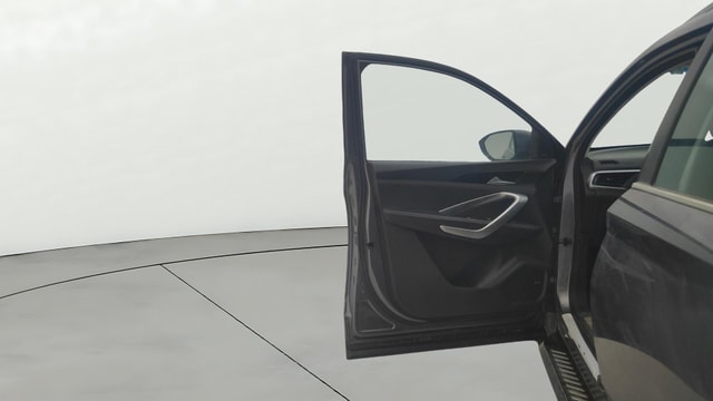 View MG Hector Image 39 Used MG Hector Image 39