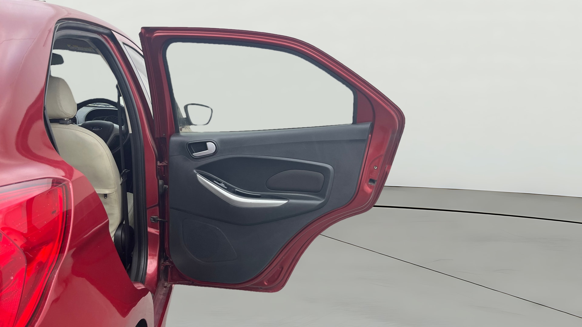 View 2017 Ford Figo Aspire 1.2P Ambiente MT BS IV Image 7 Used 2017 Ford Figo Aspire 1.2P Ambiente MT BS IV Image 7