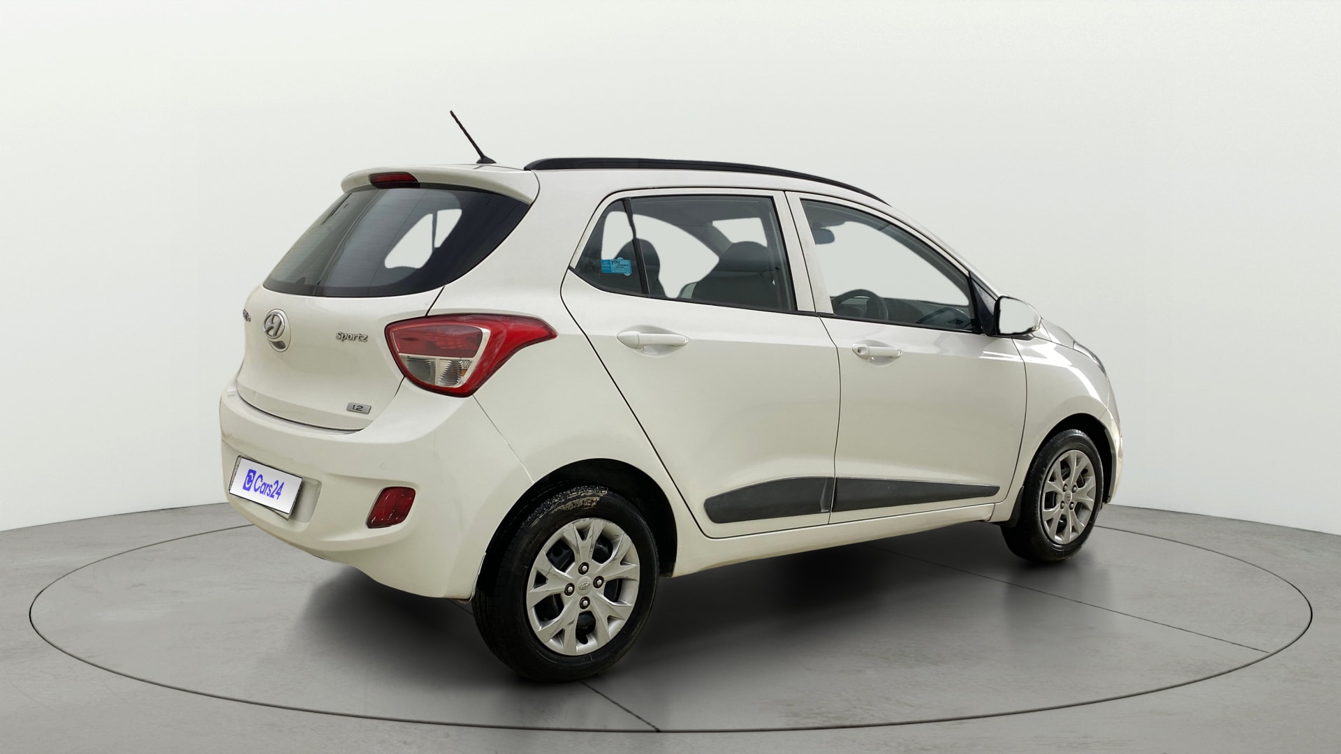 View 2015 Hyundai Grand i10 Sportz 1.2 Kappa Image 42 Used 2015 Hyundai Grand i10 Sportz 1.2 Kappa Image 42