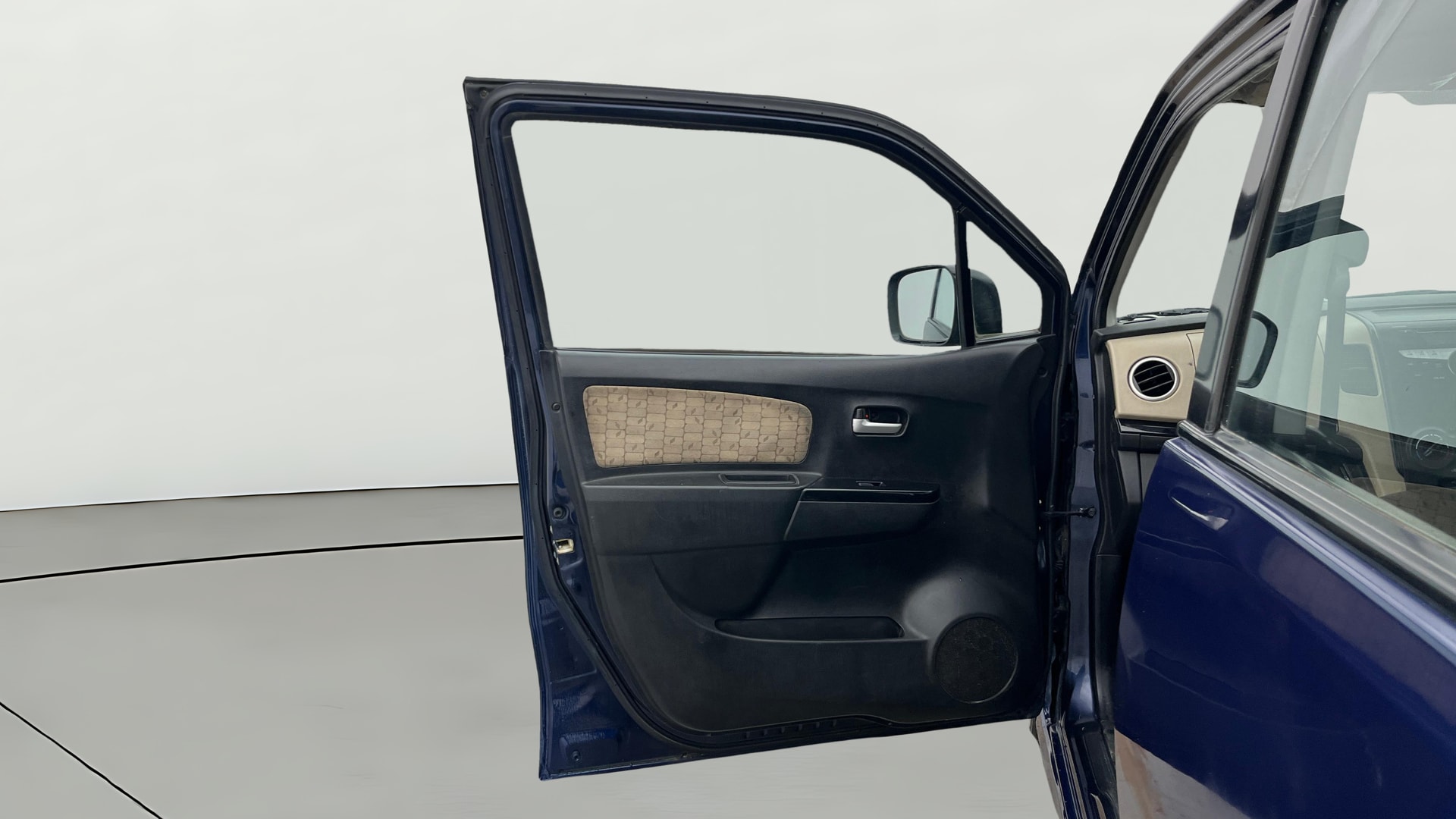 View 2018 Maruti Suzuki 1000 Base Variant Image 30 Used 2018 Maruti Suzuki 1000 Base Variant Image 30