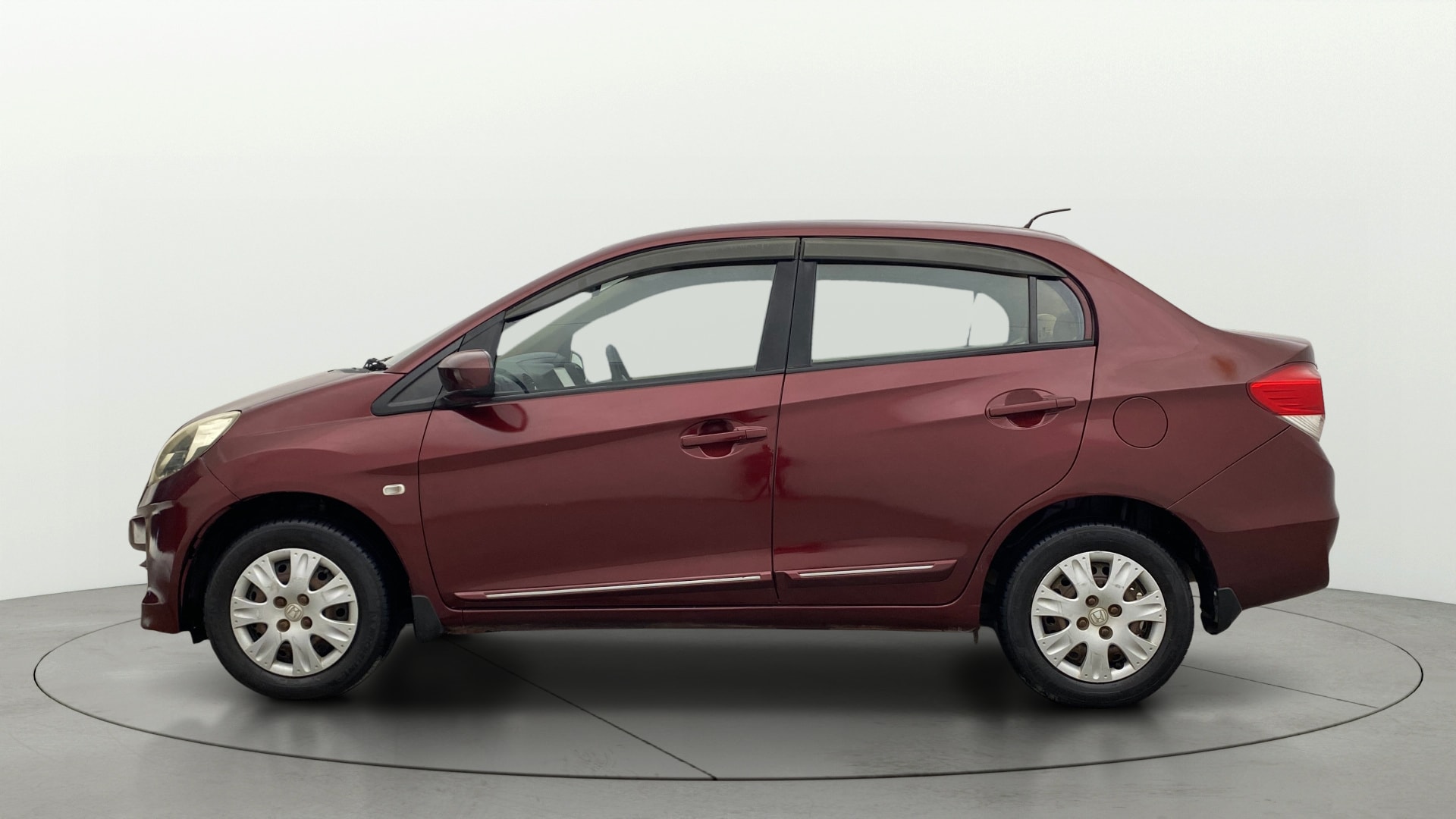 View 2014 Honda Amaze E MT Petrol BS IV Image 5 Used 2014 Honda Amaze E MT Petrol BS IV Image 5