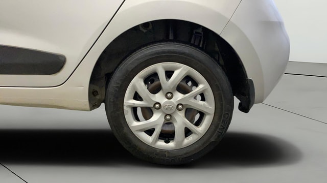 View Hyundai Grand i10 Image 7 Used Hyundai Grand i10 Image 7