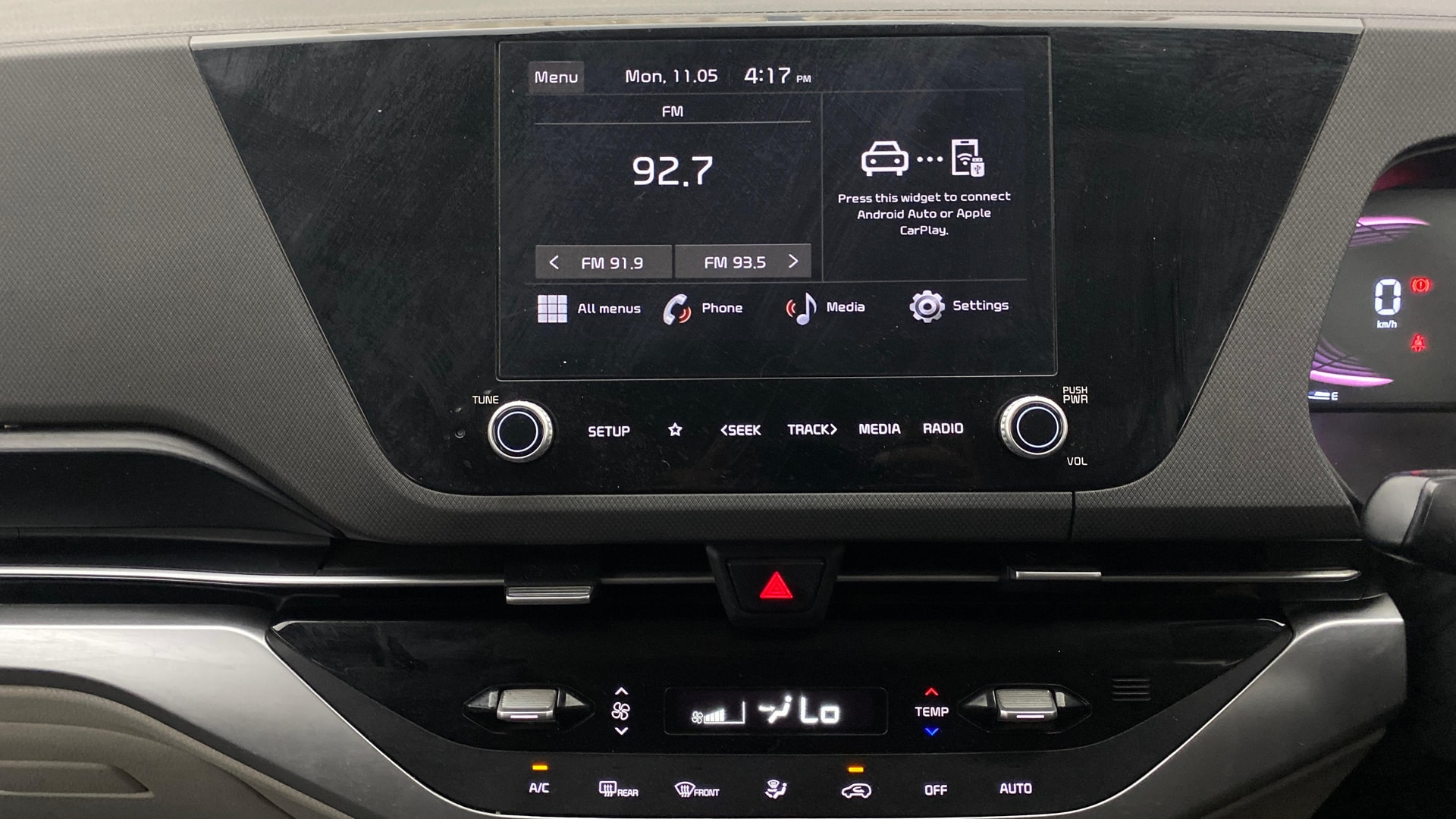 Used 2022 Kia Carens Used 2022 Kia Carens