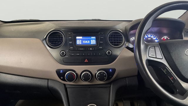 View Hyundai Xcent Image 17 Used Hyundai Xcent Image 17